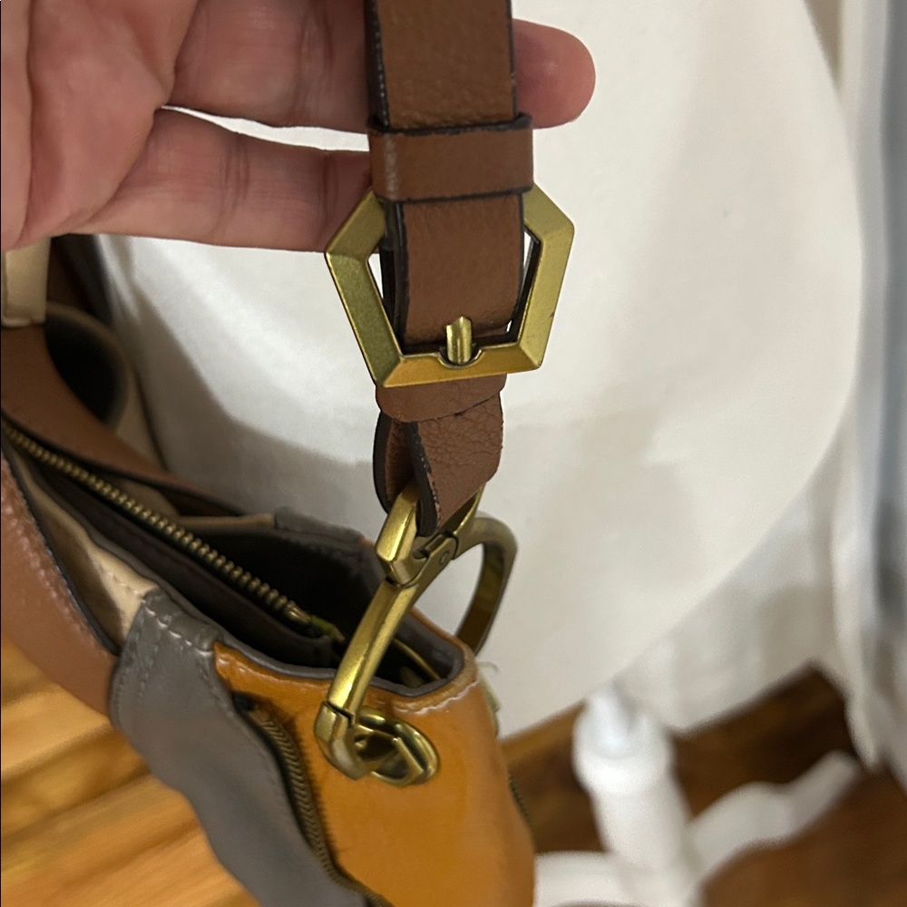 orYANY Elegant Leather Tan and Brown Bag - Picture 8 of 10